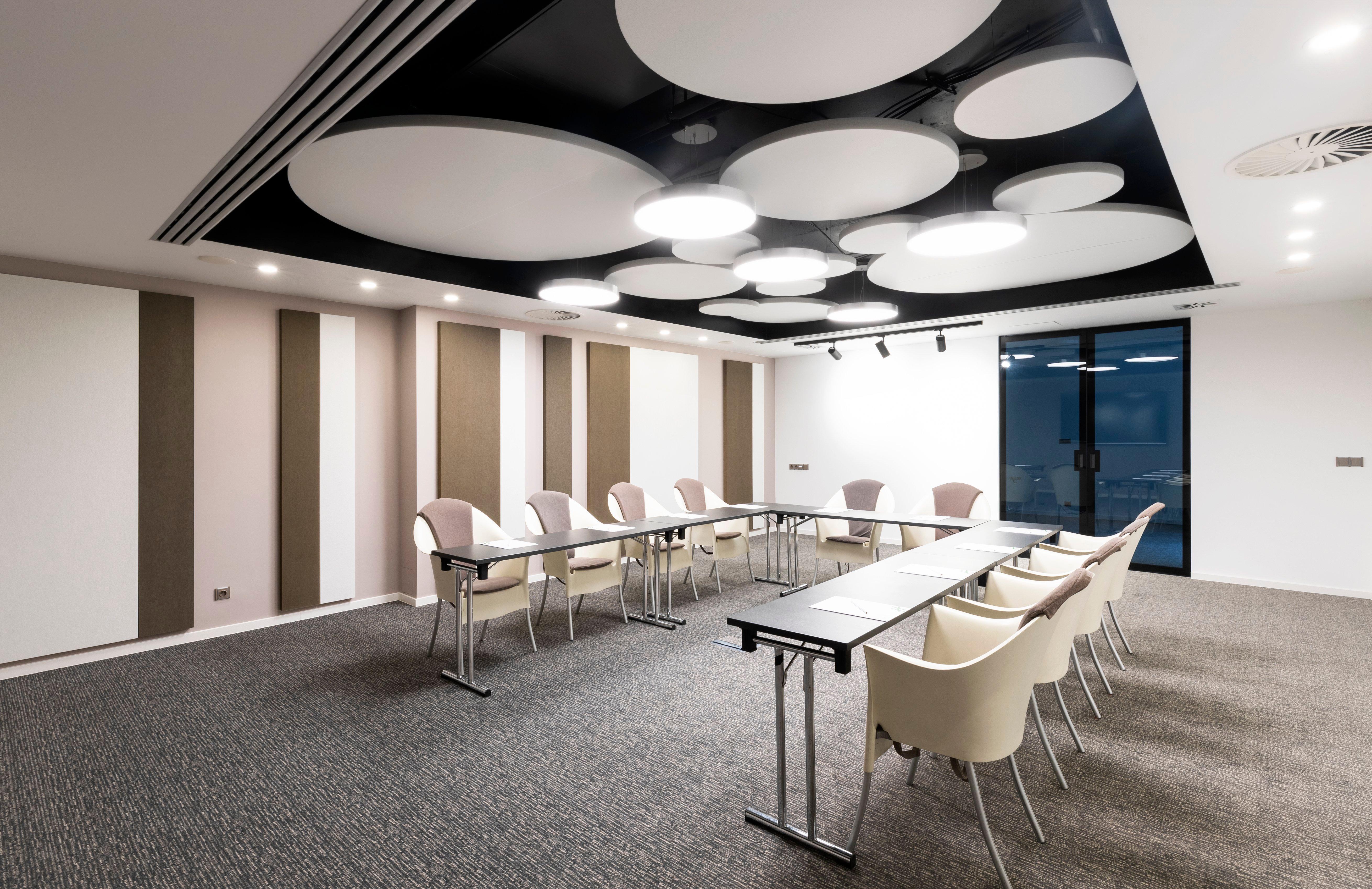 By Ihg 4* Praag